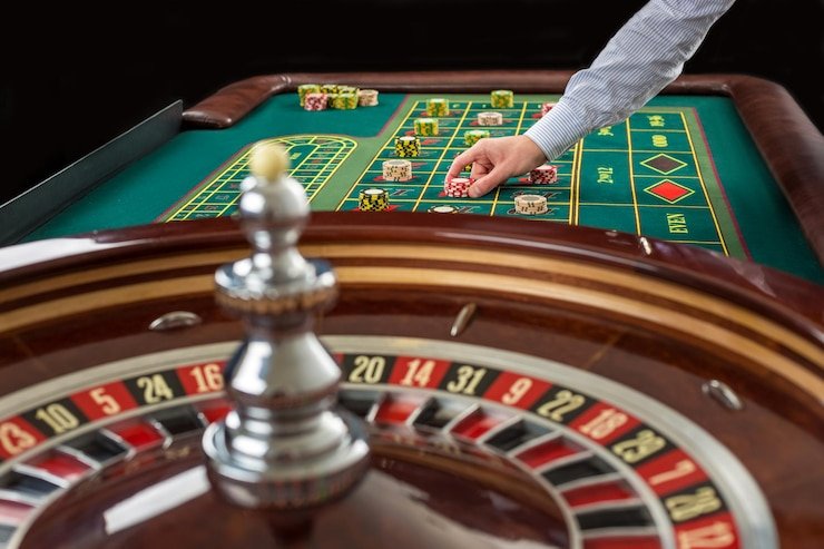 Layanan taruhan olahraga dan live casino bandarliga yang tersedia untuk pengguna dewasa Indonesia